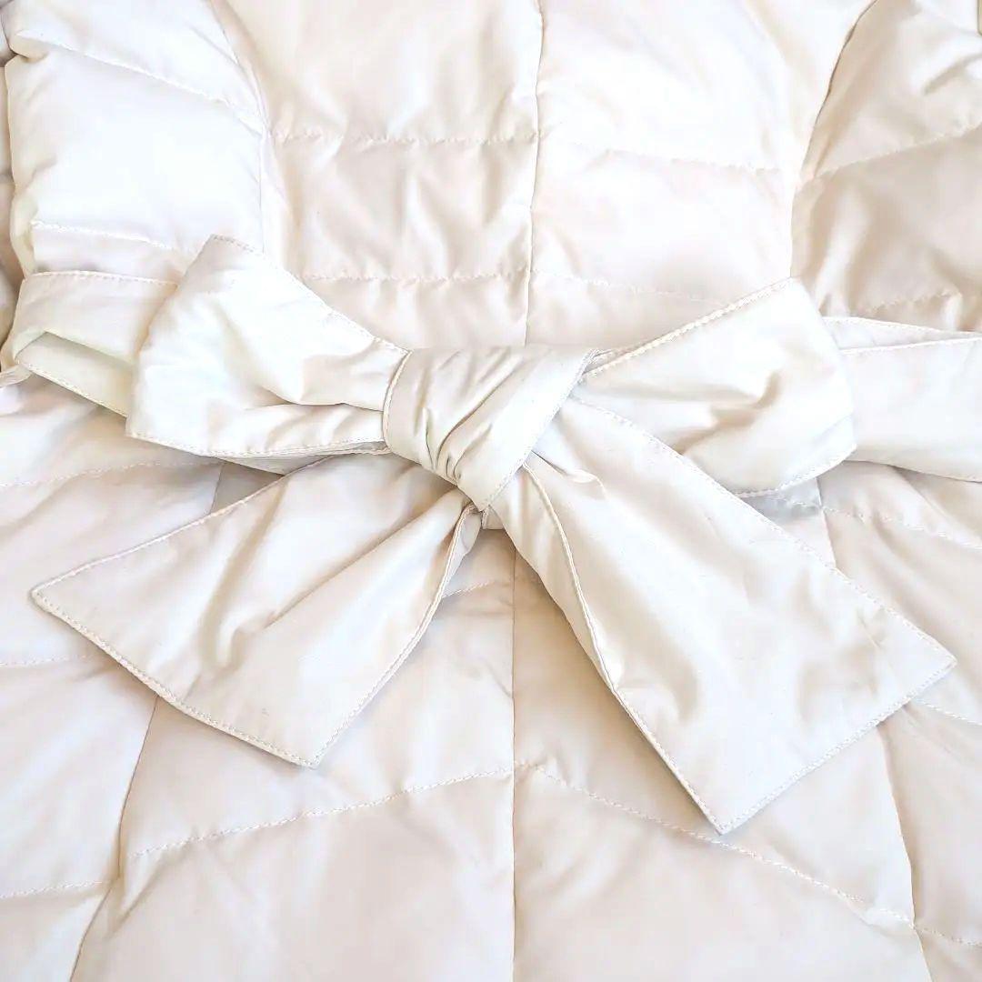 KETTY　女優襟　ダウンコート　ラグジュアリー　ホワイト　ウエストリボン　М