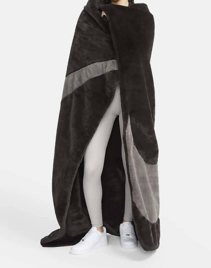 ナイキ ブランケット フェイクファー スウォッシュ ファー 毛布 布団 膝掛け