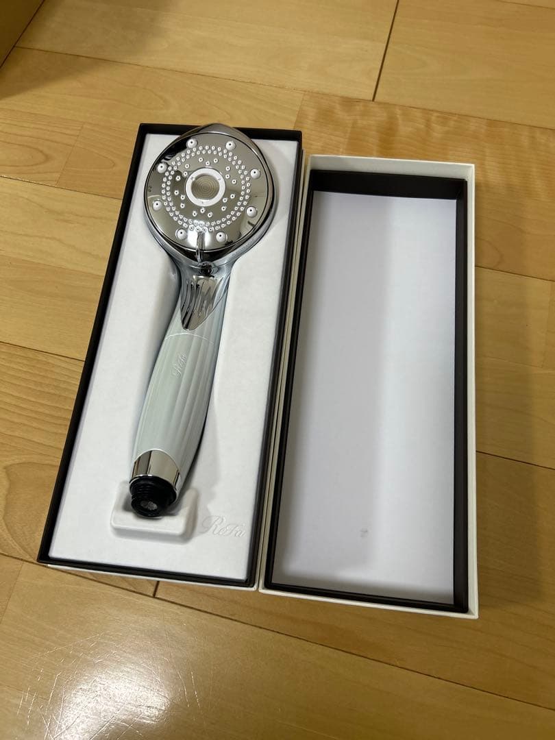 【新品】ReFa ファインバブル ピュア　シャワーヘッド