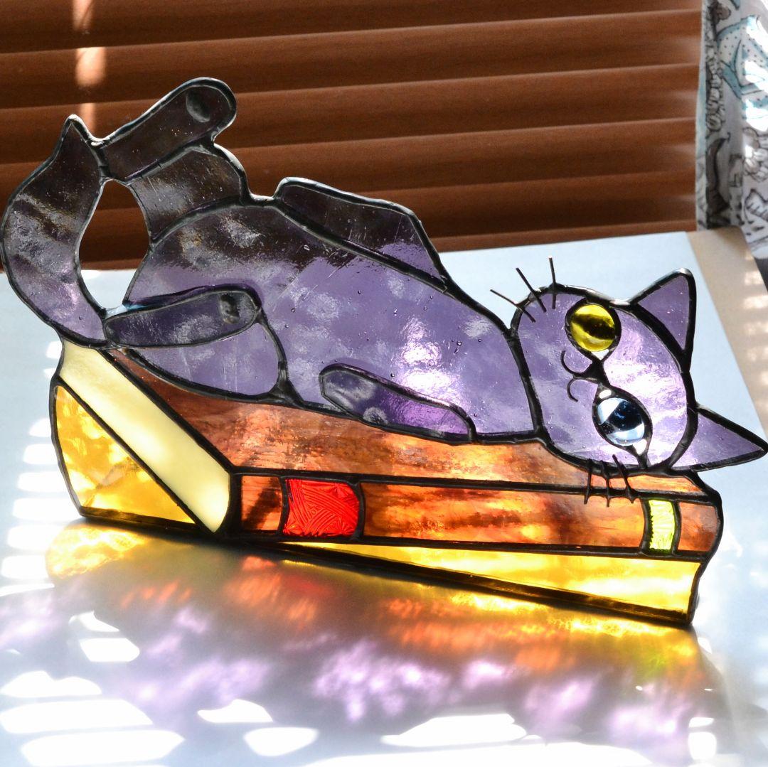 ステンドグラスパネル　オッドアイの猫