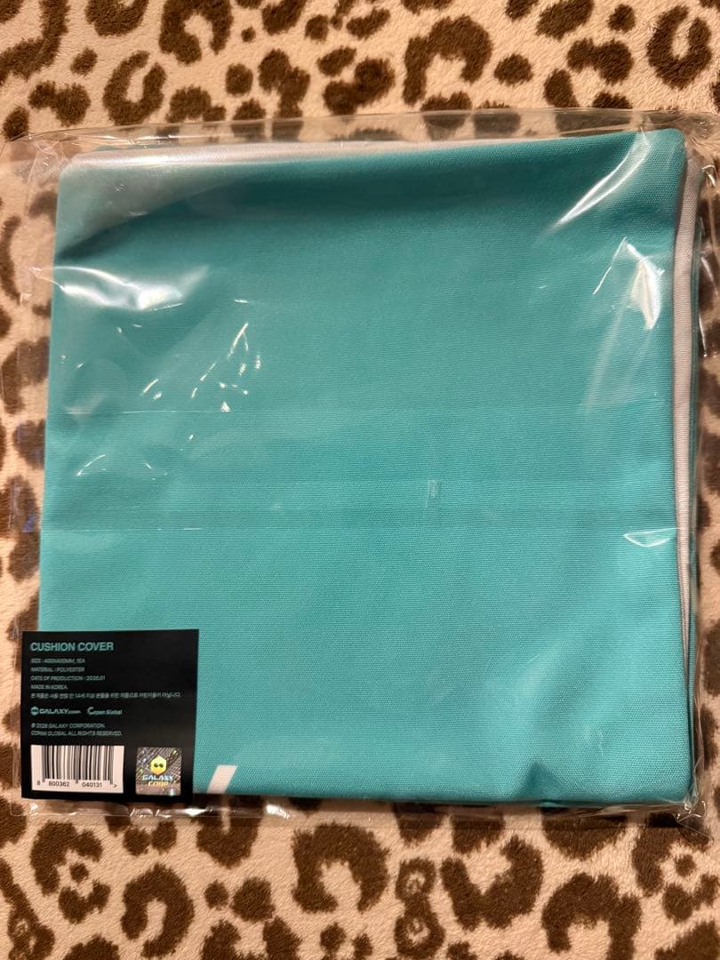 G-DRAGON 'FAM' MEETING マクラカバー