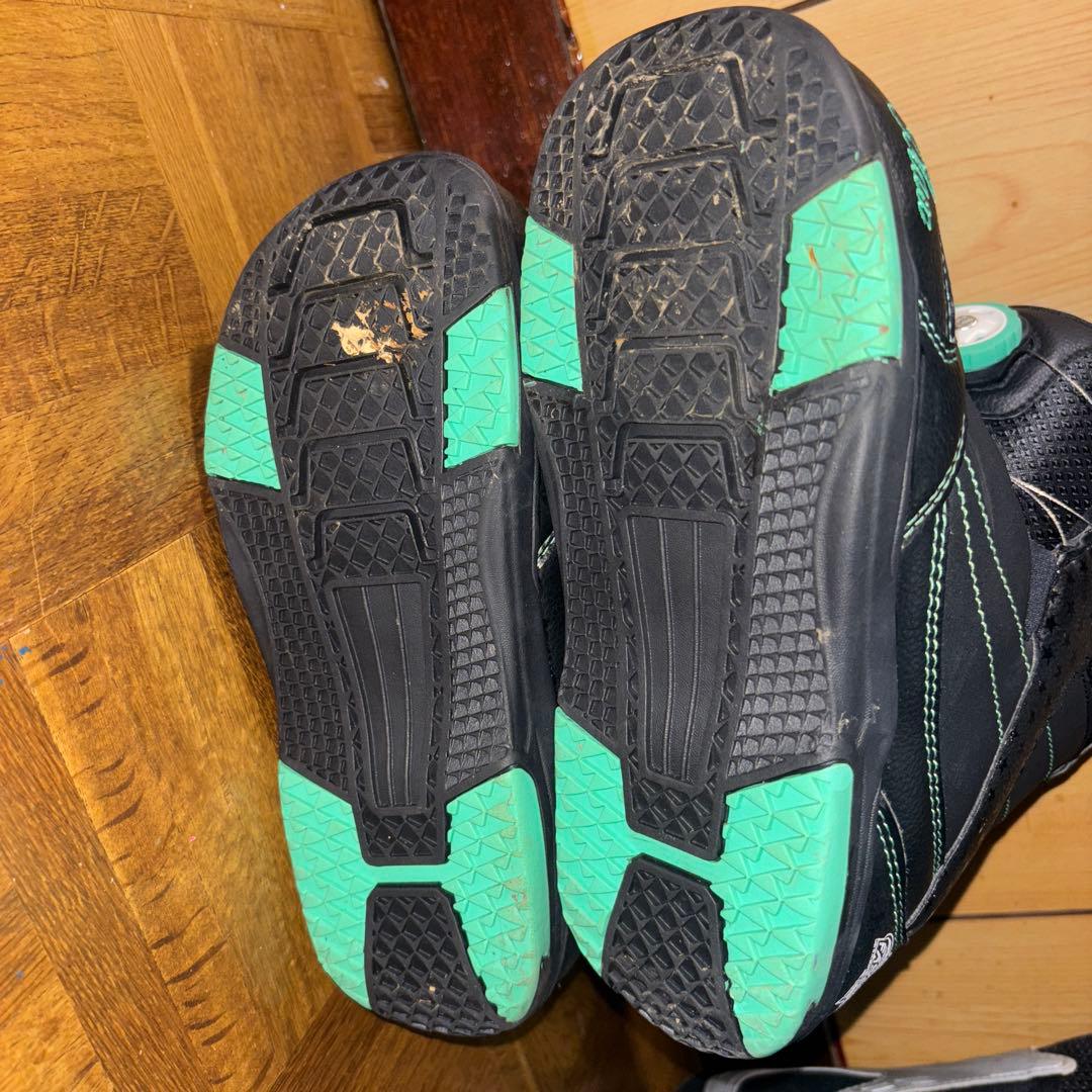 FASTECレディーススノーボードブーツ　BOA ダイヤル式　23．5