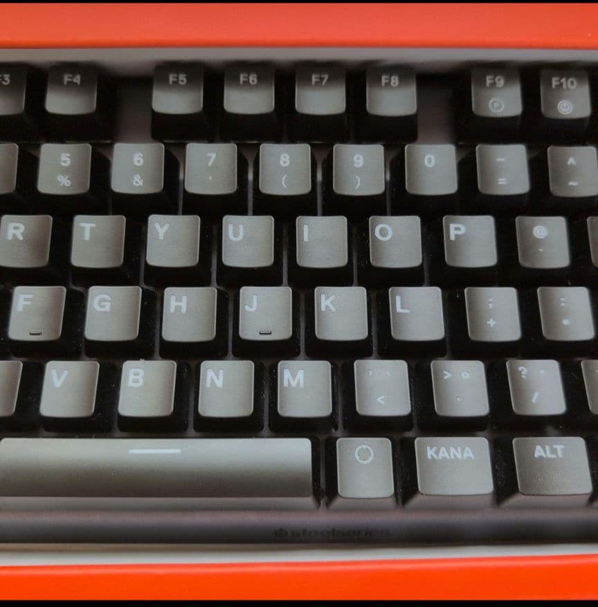 【最終値下げ】SteelSeries Apex Pro メカニカルキーボード