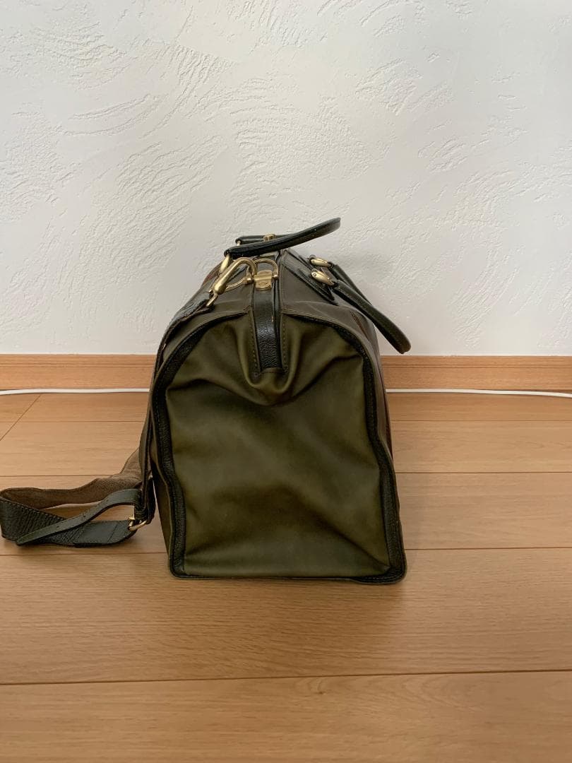 オリーブグリーン レザーボストンバッグ