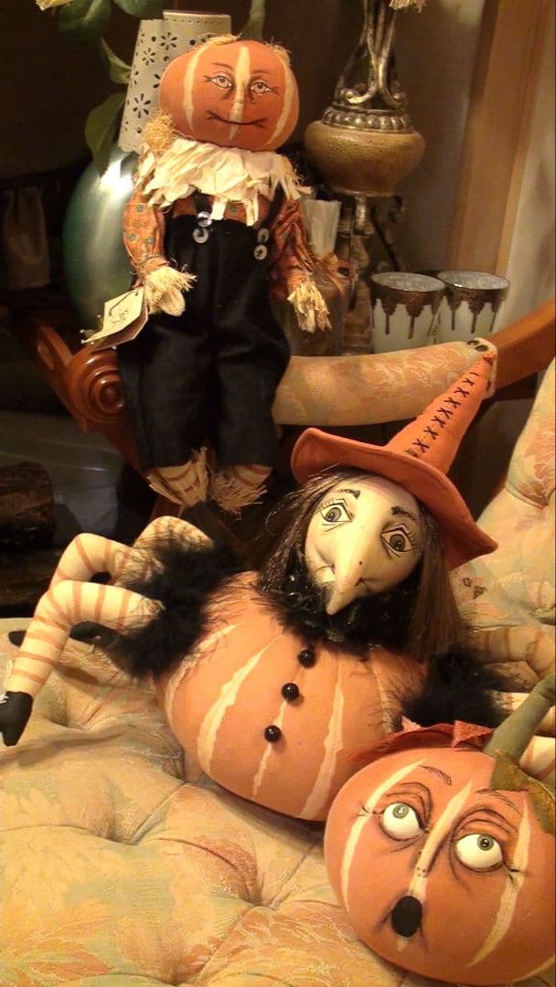 ハロウィン人形 エスメラルダ・スパイダー・ウィッチ